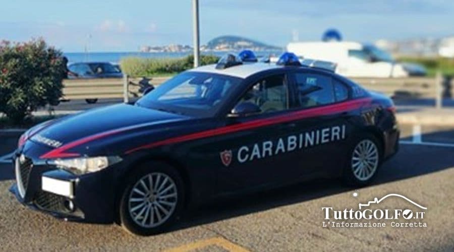 Stretta dei Carabinieri di Formia: 48 persone controllate, ritirata la patente a un 22enne trovato con hashish