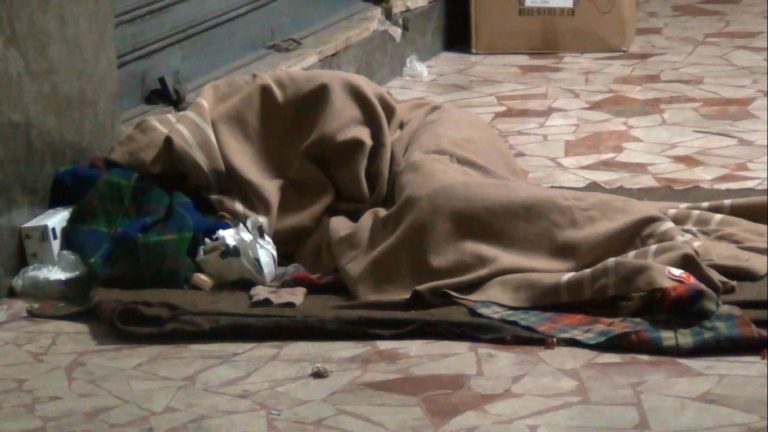 Formia 5 stelle: “Senza tetto in difficolta’, urgente rifugio croce rossa”
