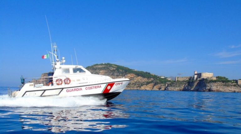 Formia: Sequestro della Guardia Costiera di Formia