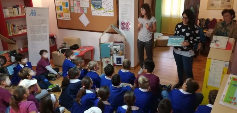 FORMIA – La Biblioteca per Bambini continua a raccontare e non lascia soli i suoi piccoli lettori