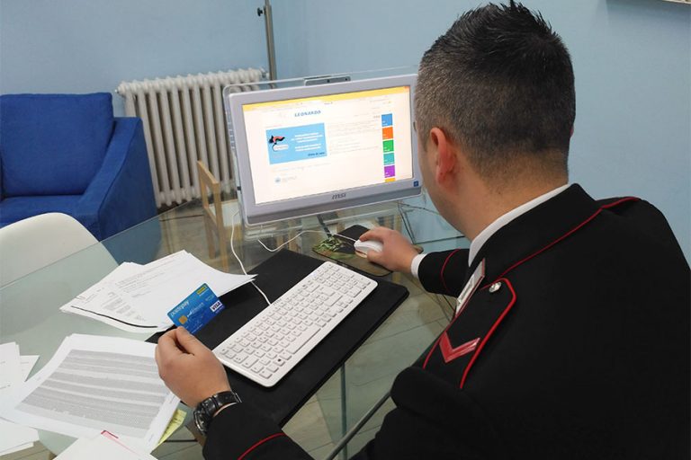 Formia, truffa – Corteggia e raggira una donna facendosi bonificare 14.000€