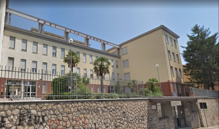 FORMIA, DURE CRITICHE AL DIRIGENTE SCOLASTICO DELL’ISTITUTO DANTE ALIGHIERI DAL GRUPPO “FORMIA CON TE”