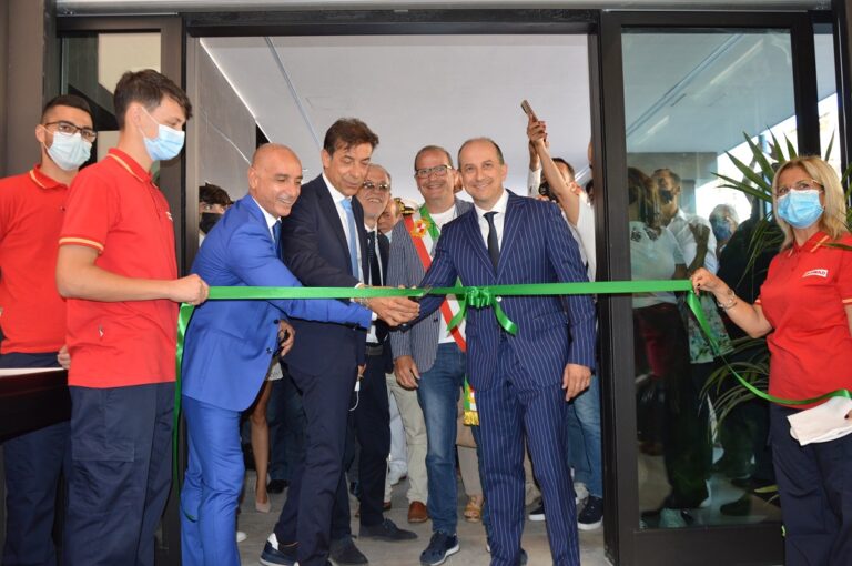Apre a Gaeta GATE A, nuovo “punto d’imbarco” per shopping e ristorazione