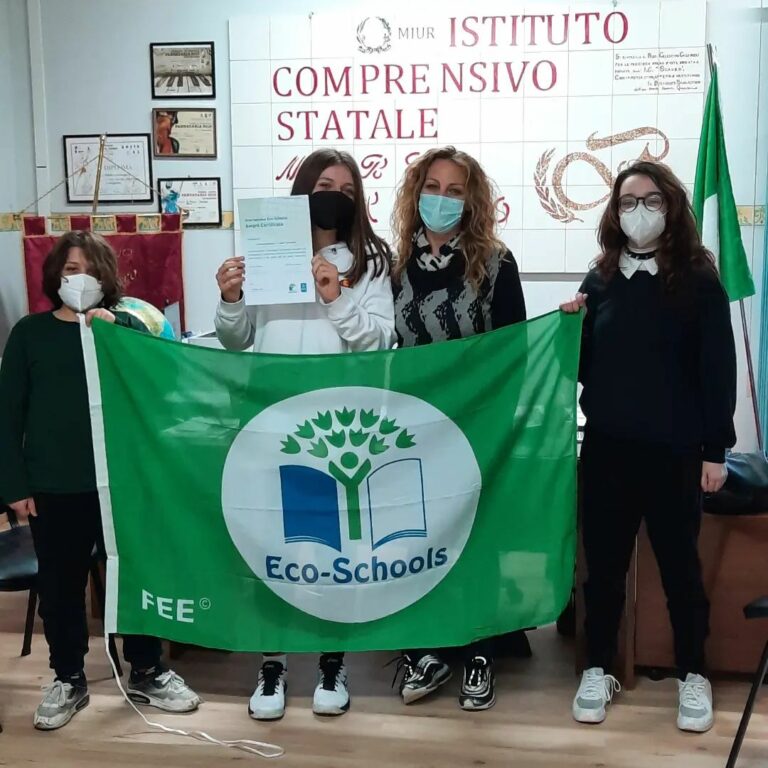 Le scuole di Scauri e Minturno conquistano la bandiera verde dell’Eco Schools