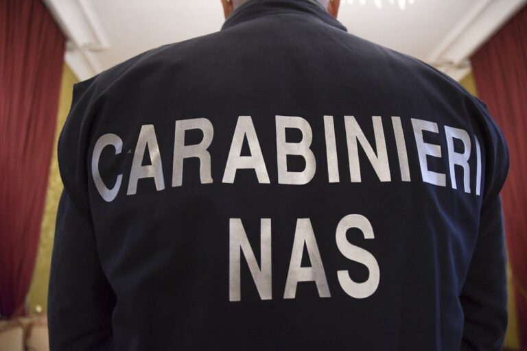 NAS Latina: un avvocato ed un medico nei guai