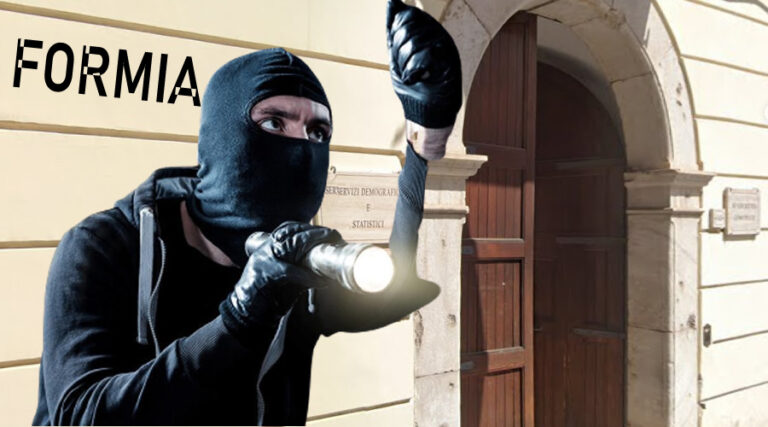 Formia, ladri in azione nell’Ufficio Anagrafe