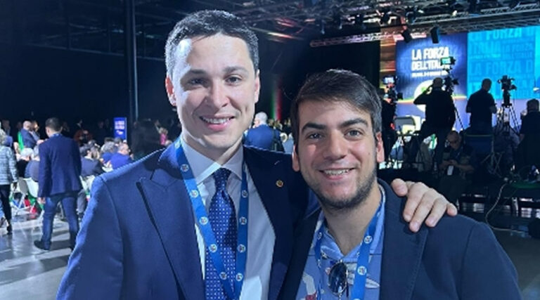 Anche i giovani di Forza Italia Gaeta presenti alla convention di Milano per il Presidente Berlusconi