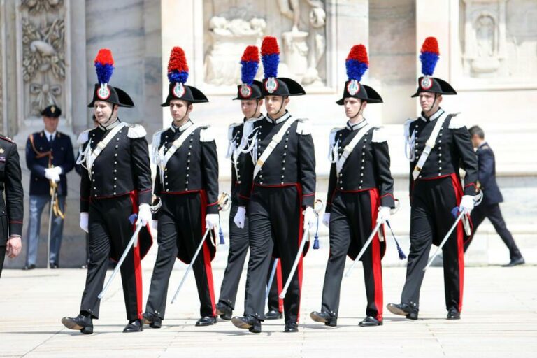 Nel picchetto di onore per Silvio Berlusconi un giovane carabiniere di Formia