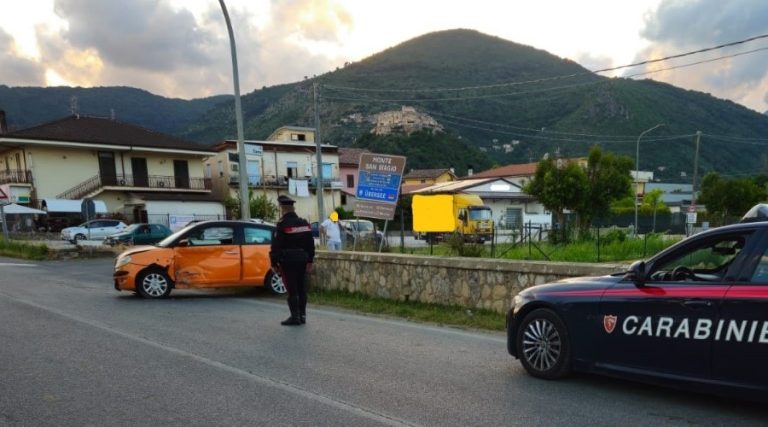 Incidente stradale a Monte San Biagio: trasportati in ospedale