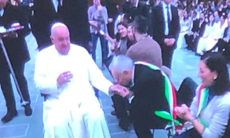 Castelforte – Il Sindaco Pompeo incontra Papa Francesco